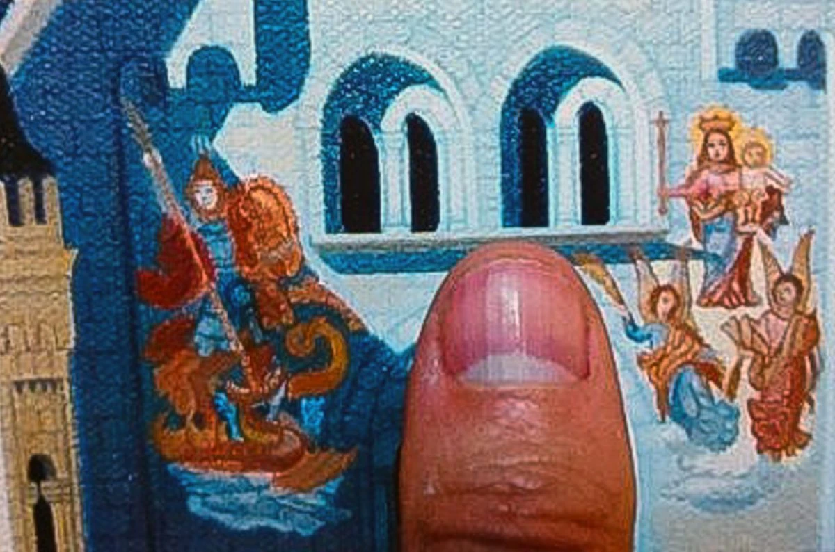 neuschwanstein-figuras-fachada-con-mi-dedo